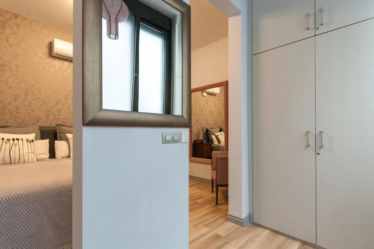 Inbarcelonasuites Apartment